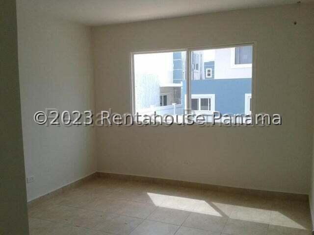Exclusive Townhouse - Hermosa casa en Brisas del Golf